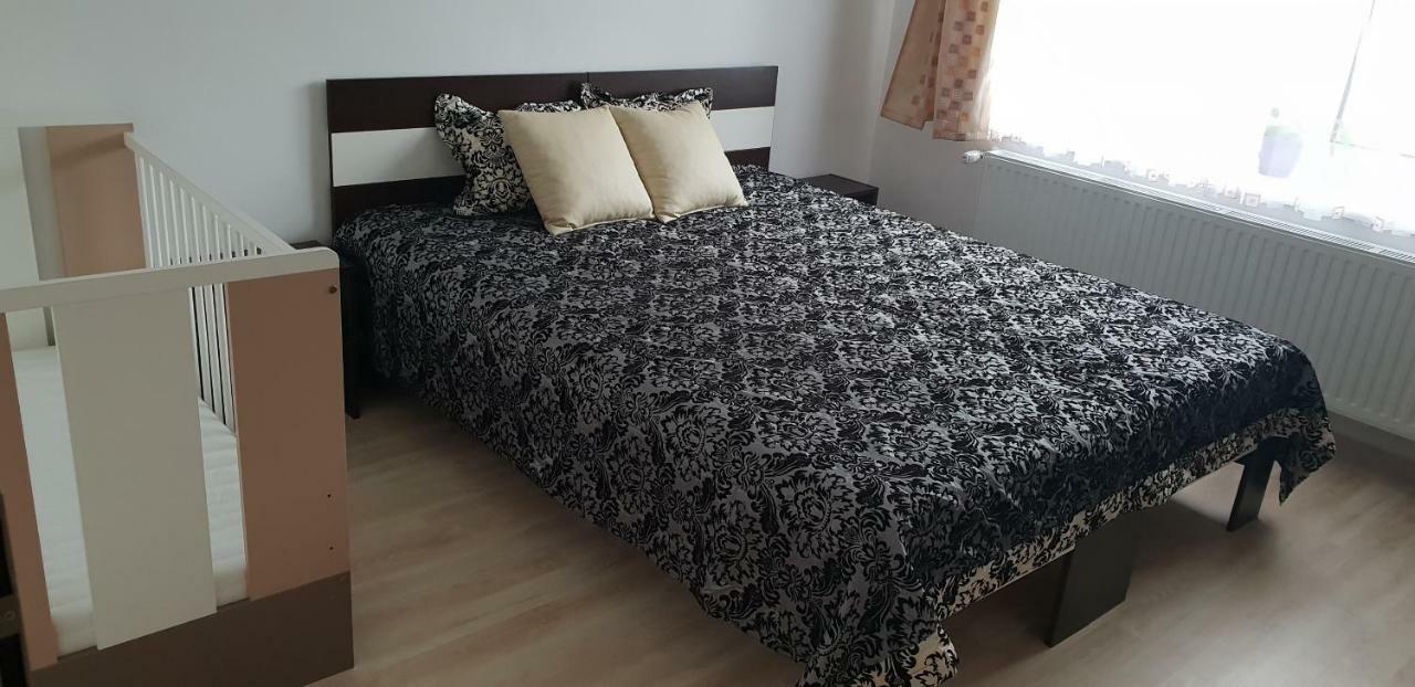 Relax Apartments Sarvar A4 Luaran gambar